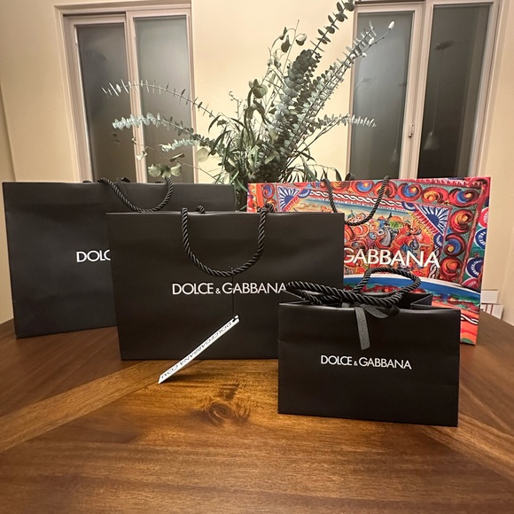 Dolce and Gabbana set of shopping bags - Picture 3 of 6